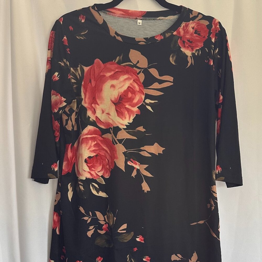 Floral Top Size M EUC